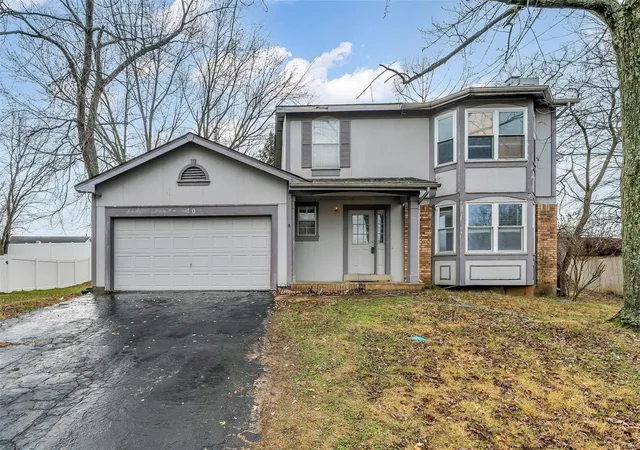 Photo 2 of Single family home for sale at 10 Applehill Ct, Saint Peters, MO 63376 | MLS# 24076435 | Listing updated on 2024-12-18