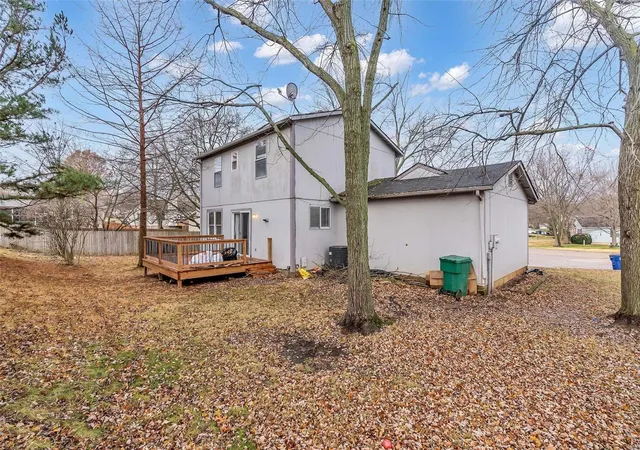 Photo 3 of Single family home for sale at 10 Applehill Ct, Saint Peters, MO 63376 | MLS# 24076435 | Listing updated on 2024-12-18