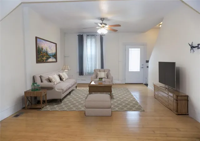 Photo 2 of Sale Pending at 4710 Minnesota Ave, Saint Louis, MO 63111 | MLS# 24076443 | Listing updated on 2025-03-18