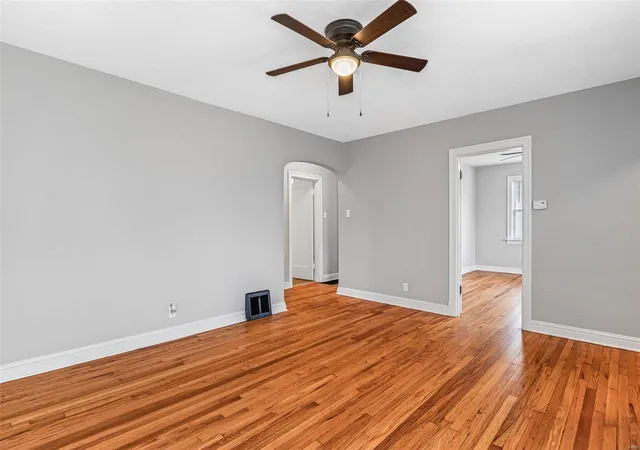 Photo 2 of Single family home for sale at 302 7th Avenue, Crystal City, MO 63019 | MLS# 24076502 | Listing updated on 2024-12-17