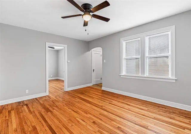 Photo 3 of Single family home for sale at 302 7th Avenue, Crystal City, MO 63019 | MLS# 24076502 | Listing updated on 2024-12-17