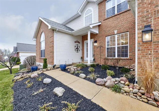 Photo 2 of Single family home for sale at 4858 Balmy Bay Ct, Saint Louis, MO 63128 | MLS# 24076510 | Listing updated on 2024-12-18