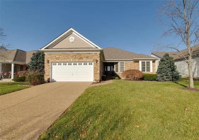 Photo 1 of Sale Pending at 2180 Hawks Landing Dr #E, Lake Saint Louis, MO 63367 | MLS# 24076594 | Listing updated on 2025-01-02