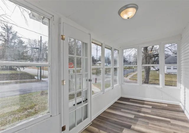 Photo 3 of Single family home for sale at 1147 S Main St, Hillsboro, IL 62049 | MLS# 24076655 | Listing updated on 2024-12-18