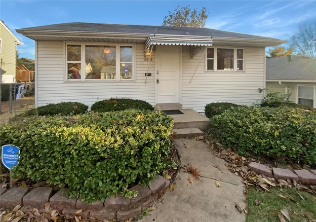 Photo 1 of Single family home for sale at 6448 Clifton Hills Dr, Saint Louis, MO 63139 | MLS# 24076695 | Listing updated on 2025-03-20
