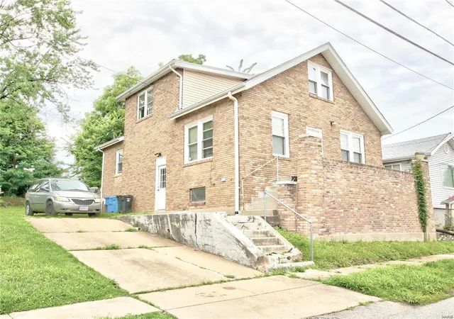 Photo 1 of Single family home for sale at 730 Bartolet Ave, Saint Louis, MO 63125 | MLS# 24076727 | Listing updated on 2024-12-18