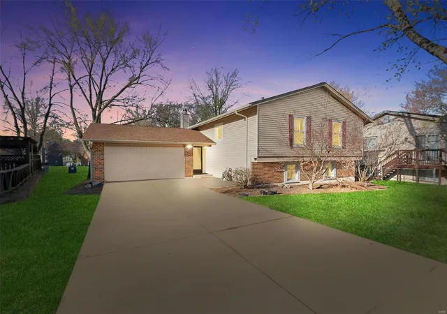 Photo 3 of Single family home for sale at 12392 Sparrowhawk Ct, Saint Louis, MO 63146 | MLS# 24076872 | Listing updated on 2024-12-19