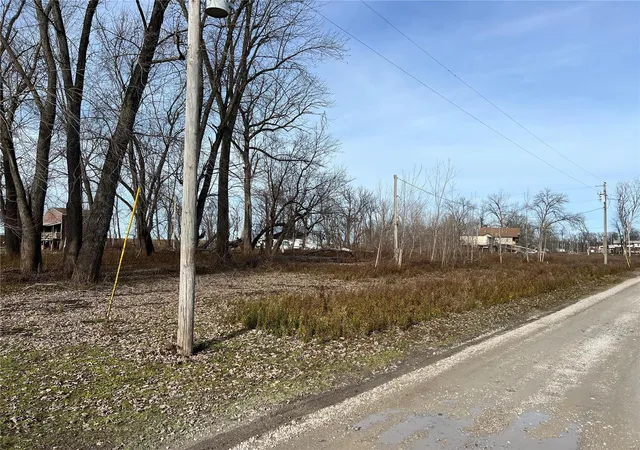 Photo 3 of Land for sale at 73 S River Rd, Elsberry, MO 63343 | MLS# 24076925 | Listing updated on 2024-12-20