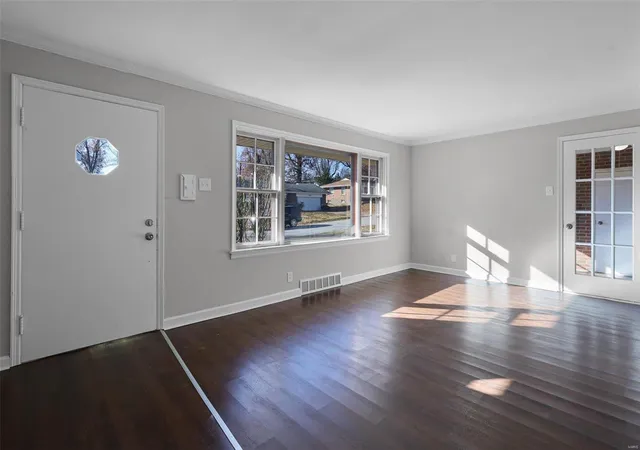 Photo 3 of Sale Pending at 1209 Ensley Dr, Saint Louis, MO 63137 | MLS# 24076934 | Listing updated on 2025-03-16