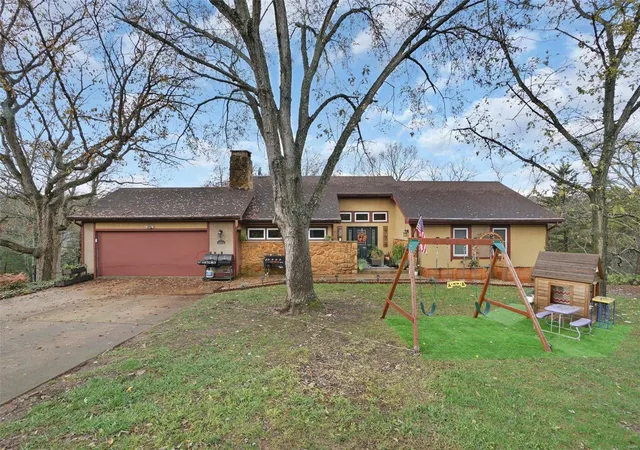2nd image of 145 Cottonblossom Dr, Hillsboro, MO 63050 | MLS# 24077053