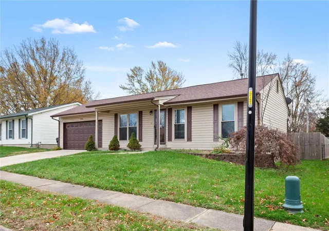 Photo 2 of Single family home for sale at 1356 Osage Meadows Dr, O Fallon, MO 63366 | MLS# 24077107 | Listing updated on 2024-12-21