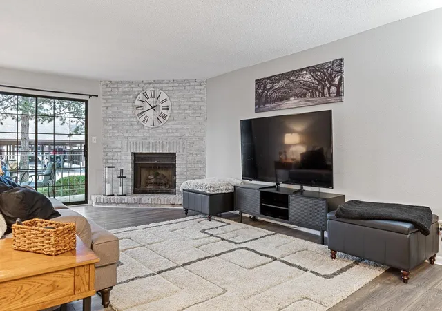 Photo 4 of Condo for sale at 1440 Heritage #204, Saint Charles, MO 63303 | MLS# 24077191 | Listing updated on 2024-12-23