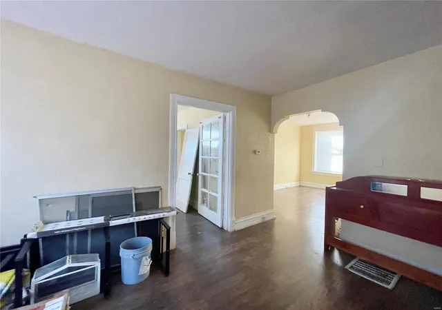 3rd image of 4359 S Compton Ave, Saint Louis, MO 63111 | MLS# 24077284