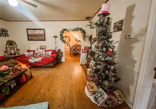 Photo 2 of Single family home for sale at 308 Greer Ave, Sikeston, MO 63801 | MLS# 24077376 | Listing updated on 2025-03-19