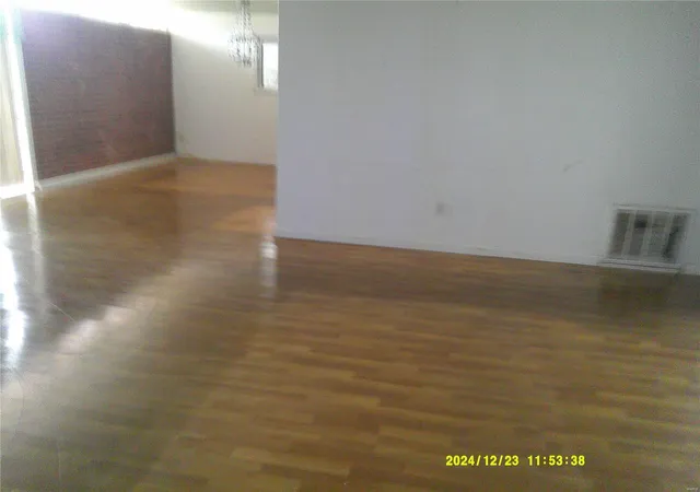 Photo 3 of Single family home for sale at 6539 Alder Ave, Saint Louis, MO 63134 | MLS# 24077393 | Listing updated on 2025-03-18