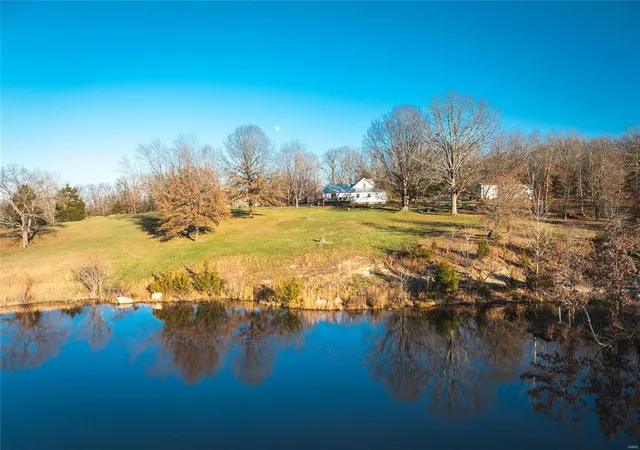 Photo 2 of Single family home for sale at 14595 County Road 2290, Saint James, MO 65559 | MLS# 24078430 | Listing updated on 2024-12-31