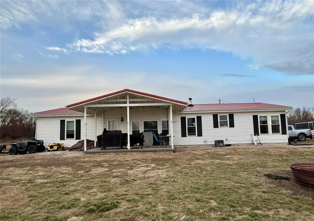 Photo 1 of Single family home for sale at 6600 County Road 219, Monroe, MO 63456 | MLS# 24078488 | Listing updated on 2024-12-26