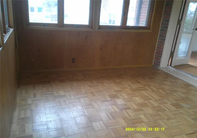 Photo 2 of Single family home for sale at 8712 W Kingsbury Ave, Saint Louis, MO 63124 | MLS# 24078526 | Listing updated on 2024-12-27