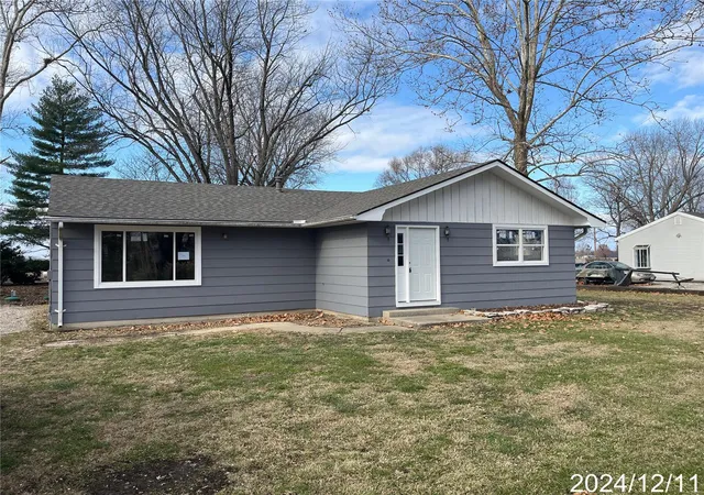 Photo 1 of Single family home for sale at 328 Donald Ave, Saint Charles, MO 63301 | MLS# 24078528 | Listing updated on 2024-12-28