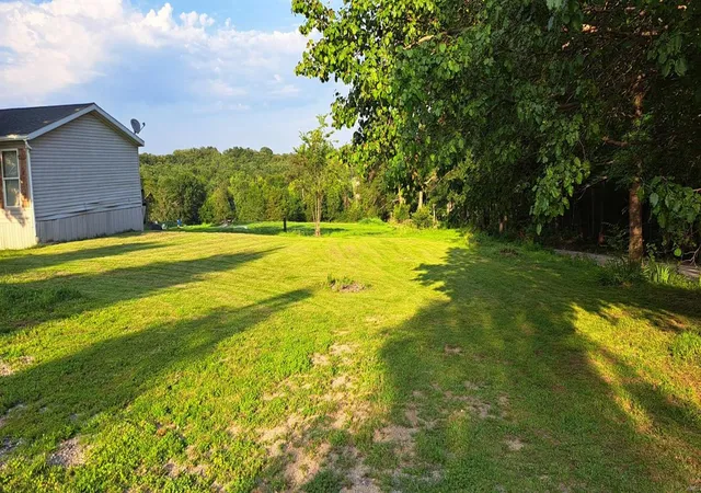Photo 2 of Single family home for sale at 400 Trail Ridge Ct, Troy, MO 63379 | MLS# 24078550 | Listing updated on 2025-03-11