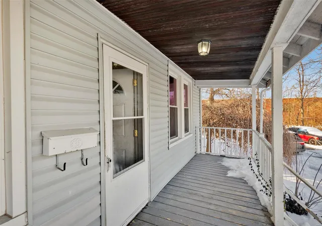Photo 2 of Single family home for sale at 3860 Neosho St, Saint Louis, MO 63116 | MLS# 24078596 | Listing updated on 2025-03-18