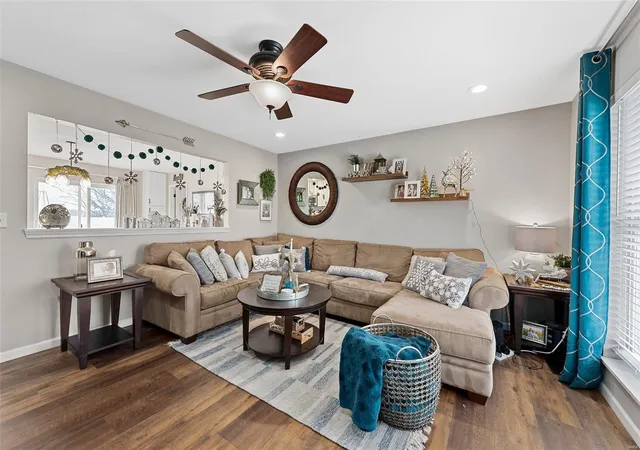 Photo 3 of Single family home for sale at 1022 Pasture Ridge Dr, Saint Peters, MO 63304 | MLS# 24078624 | Listing updated on 2025-01-03