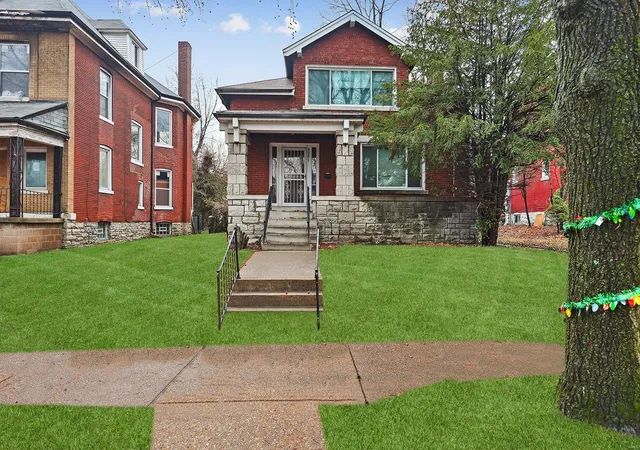 Photo 1 of Single family home for sale at 4908 Lotus Ave, Saint Louis, MO 63113 | MLS# 24078696 | Listing updated on 2024-12-29