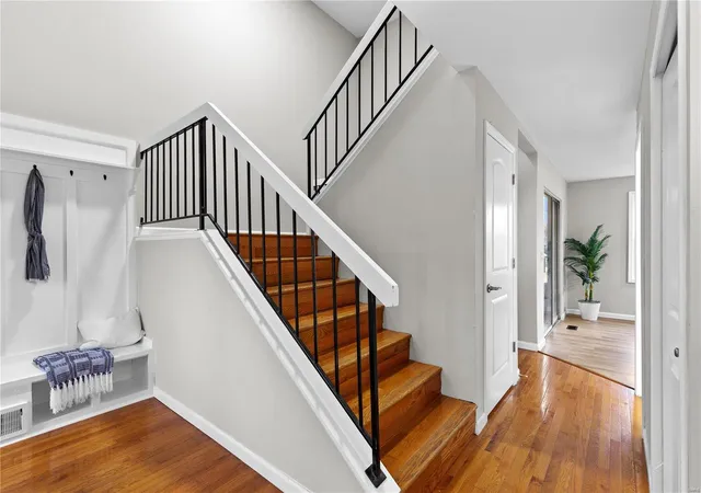 Photo 2 of Single family home for sale at 16 Jaquetta Ct, Saint Peters, MO 63376 | MLS# 24078752 | Listing updated on 2025-01-02
