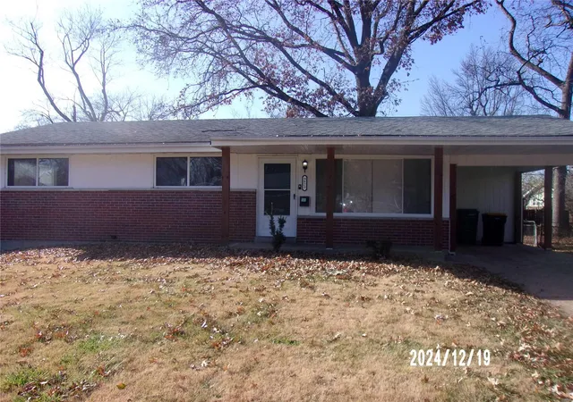 Photo 1 of Sale Pending at 9823 Lawnview Dr, Saint Louis, MO 63136 | MLS# 24078756 | Listing updated on 2025-03-12