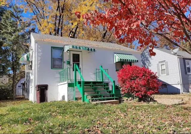 Photo 1 of Single family home for sale at 3219 Coles Ave, Saint Louis, MO 63114 | MLS# 24078783 | Listing updated on 2024-12-30