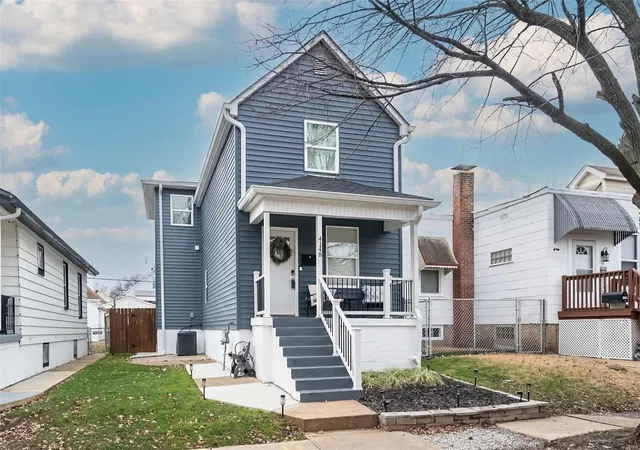 Photo 2 of Single family home for sale at 4148 Burgen Ave, Saint Louis, MO 63116 | MLS# 24078807 | Listing updated on 2025-03-19