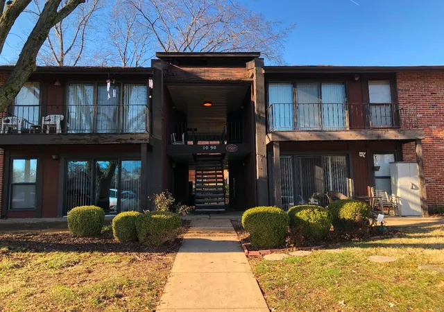 Condo for sale at 1090 Mersey Bnd Dr #C, Saint Louis, MO 63129 | MLS# 24078849 | Listing updated on 2024-12-30