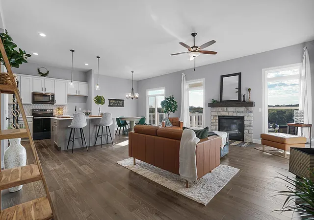 2nd image of 11 Stone Bridge Ct #11 STB, Washington, MO 63090 | MLS# 24078892