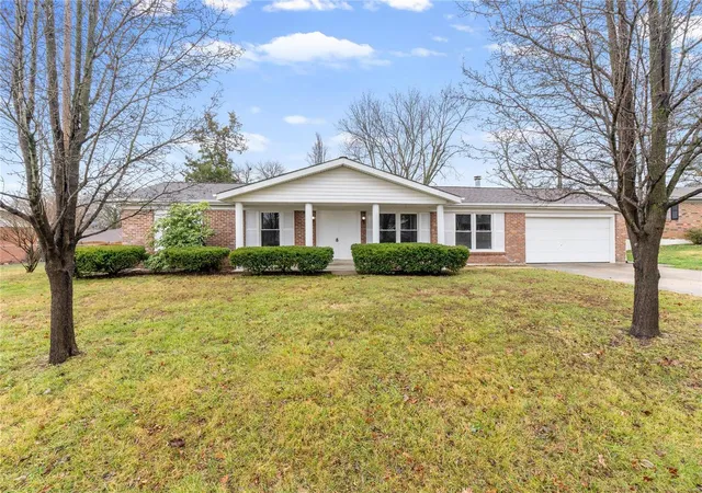 Photo 1 of Single family home for sale at 1535 Boone Ct, Saint Charles, MO 63303 | MLS# 24078896 | Listing updated on 2025-01-02