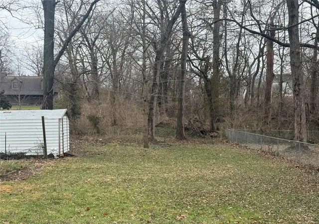 Photo 4 of Single family home for sale at 320 Geyer Rd, Saint Louis, MO 63122 | MLS# 24078938 | Listing updated on 2025-03-02