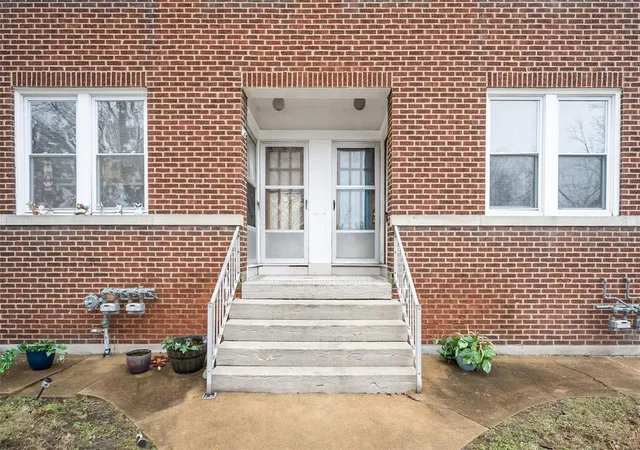 Photo 3 of Multi family home for sale at 4201 Walsh St, Saint Louis, MO 63116 | MLS# 24078982 | Listing updated on 2025-01-04