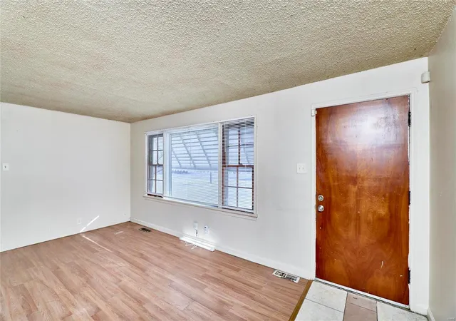 Photo 3 of Sale Pending at (Undisclosed), Saint Louis, MO 63137 | MLS# 25000043 | Listing updated on 2025-03-18
