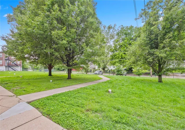 Photo 3 of Townhouse for sale at 4930 W Florissant Ave, Saint Louis, MO 63115 | MLS# 25000119 | Listing updated on 2025-01-03