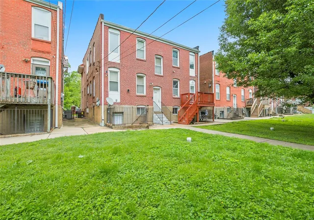 Photo 4 of Townhouse for sale at 4930 W Florissant Ave, Saint Louis, MO 63115 | MLS# 25000119 | Listing updated on 2025-01-03