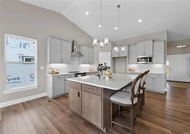 Photo 2 of Condo for sale at 110 Dardenne Pl Dr, O Fallon, MO 63368 | MLS# 25000159 | Listing updated on 2025-02-06