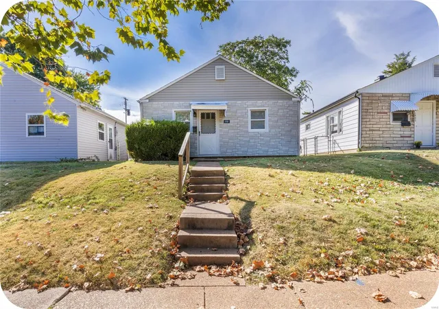 Photo 1 of Single family home for sale at 1449 Sproule Ave, Saint Louis, MO 63139 | MLS# 25000329 | Listing updated on 2025-01-05