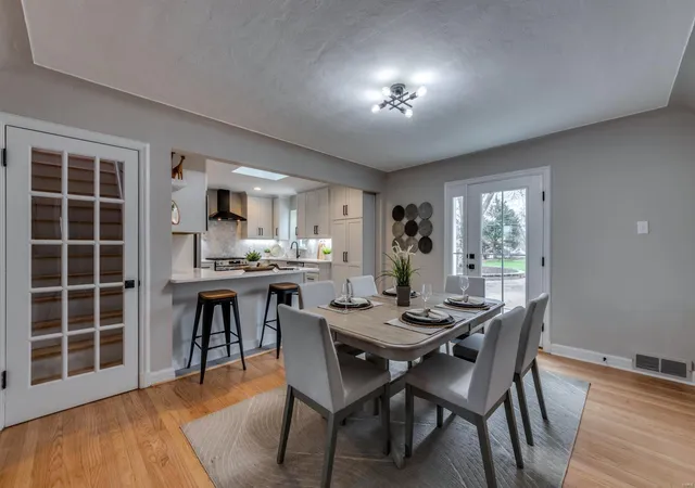 Photo 4 of Single family home for sale at 9836 Arv Ellen Dr, Saint Louis, MO 63123 | MLS# 25000399 | Listing updated on 2025-01-05