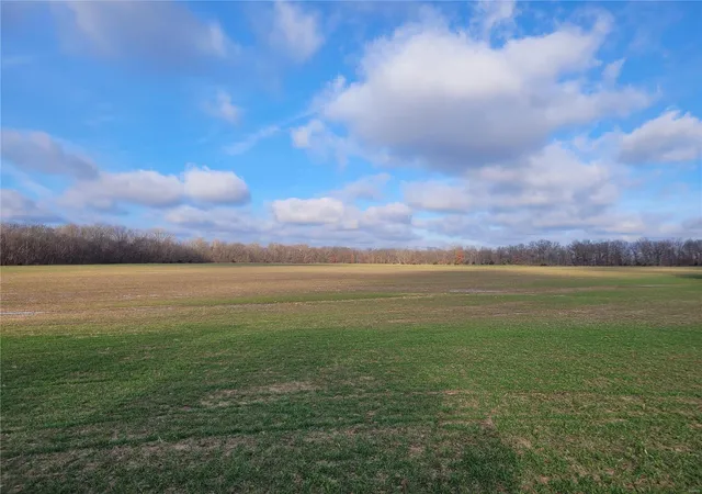 Photo 1 of Land for sale at 0 Bales Rd (818+/  Acres), Middletown, MO 63359 | MLS# 25000471 | Listing updated on 2025-01-05