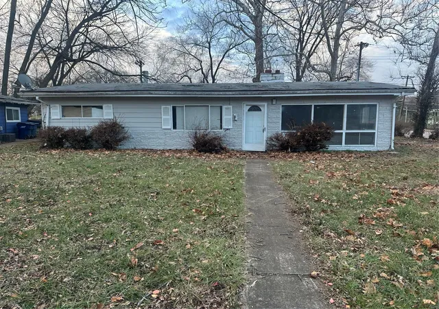 Photo 1 of Single family home for sale at 1101 Haley Ave, Saint Louis, MO 63121 | MLS# 25000493 | Listing updated on 2025-01-07