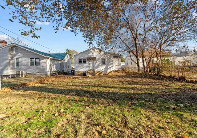 Photo 53 of Single family home for sale at 4025 St Barbara Ln, Saint Ann, MO 63074 | MLS# 25000497 | Listing updated on 2025-01-05