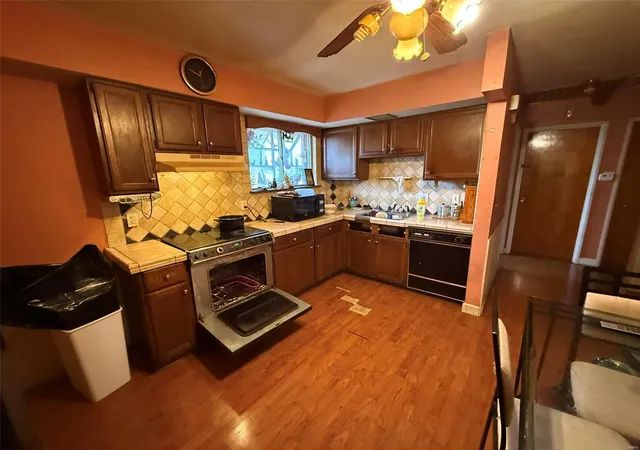 Photo 2 of Single family home for sale at 1149 Reale Ave, Saint Louis, MO 63138 | MLS# 25000517 | Listing updated on 2025-01-07