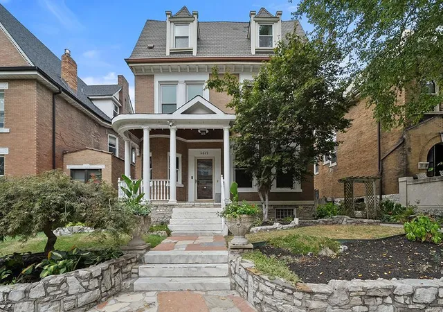 Photo 1 of Single family home for sale at 4617 Westminster Pl, Saint Louis, MO 63108 | MLS# 25000583 | Listing updated on 2025-03-07