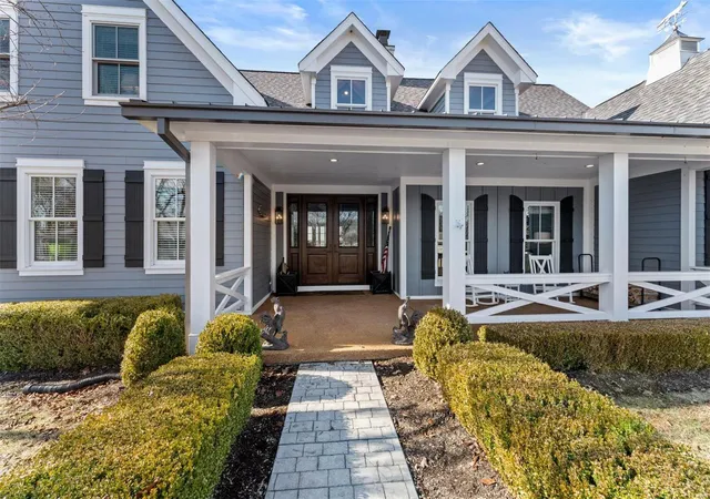 Photo 2 of Single family home for sale at 505 Neighborhood Rd, New Haven, MO 63068 | MLS# 25000641 | Listing updated on 2025-03-04