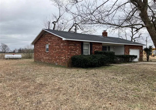 Photo 1 of Single family home for sale at 438 State Hwy 77, Charleston, MO 63834 | MLS# 25000841 | Listing updated on 2025-01-07