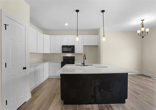 Photo 3 of Single family home for sale at 45 Fiddlers Close #45 STB, Washington, MO 63090 | MLS# 25000872 | Listing updated on 2025-01-07